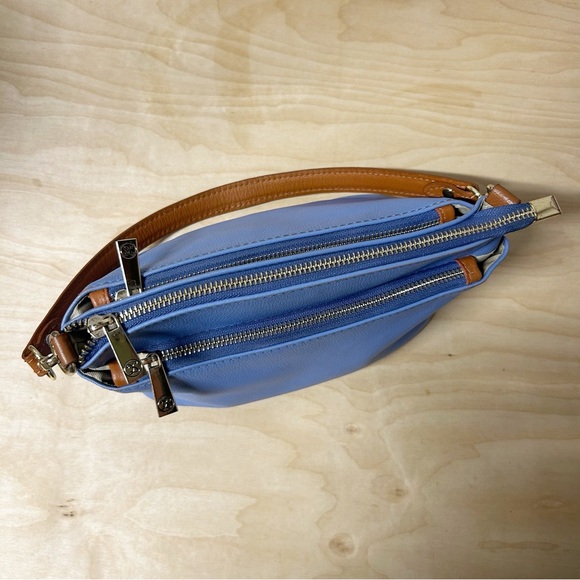 Divina Firenze Blue Genuine Italian Leather Shoulder Bag 3 Zip Compartments - Picture 5 of 12